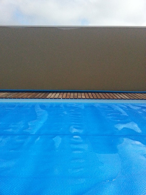bezpieczeństwo-na-basenie.jpg